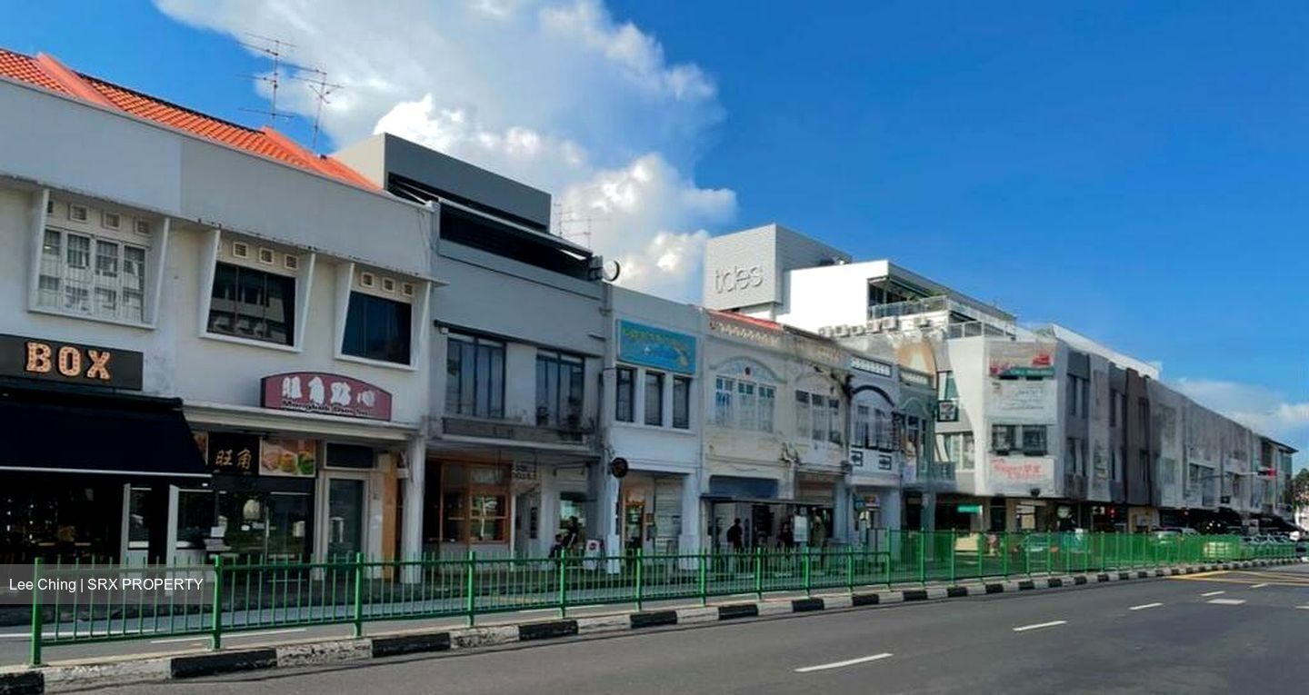 East Coast Road (D15), Shop House #453392591